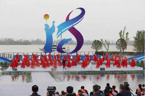 ข่าวท่องเที่ยว - เมืองหม่าอันซานจัดพิธีเปิด Li Bai Poetry Festival ครั้งที่ 33