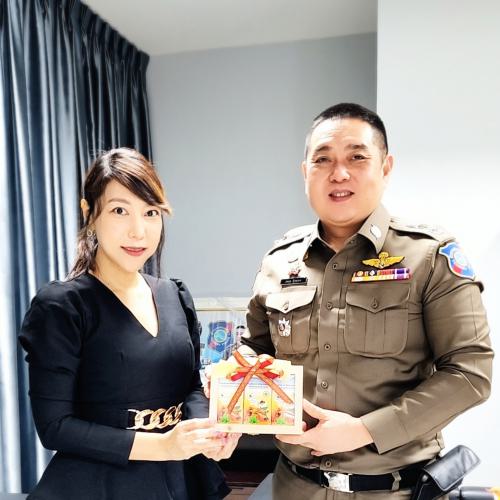 ข่าวเน็ตไอดอล, เซเลบ - โอ๊ตตี้ Miss Smart Tourism International 2021 เข้าพบพลตำรวจตรี ภพพล จักกะพาก