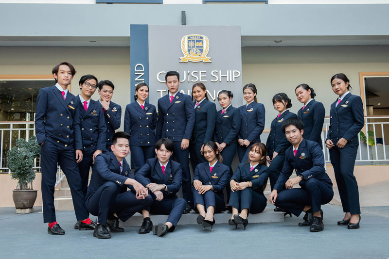 ข่าวการศึกษา - เปิดวาร์ป 16 เด็กเก่ง! เรือสำราญ ม.ศรีปทุม ก้าวสู่อาชีพเรือสำราญระดับโลก