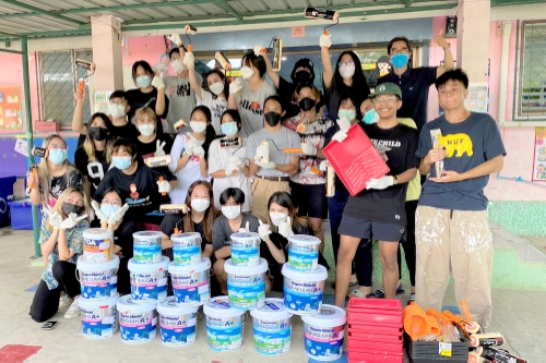 ข่าวธุรกิจ, สังคม - TOA รวมพลังเยาวชนจิตอาสา แต่งแต้มสีสันให้ศูนย์พัฒนาเด็กเล็ก จ.ปทุมธานี