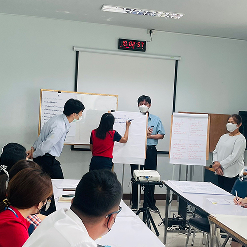 ข่าวการศึกษา - สพร.11 สุราษฎร์ธานี เพิ่มผลิตภาพแรงงานให้กับสถานประกอบการ