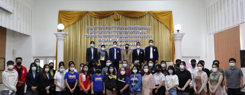 ข่าวราชการ, รัฐวิสาหกิจ - สพร.7 อุบลฯ ร่วมกับหอการค้า จัดอบรบหลักสูตรการฝึกอาชีพเสริม สาขาการตลาดออนไลน์ ให้กับผู้ได้รับผลกระทบจากสถานการณ์การระบาดของเชื้อไวรัสโคโรนา 2019