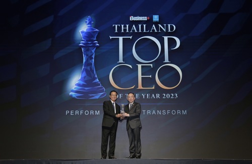 ข่าวงานอีเว้นท์ - ‘หมอเฉลิม’ รับรางวัล “THAILAND TOP CEO OF THE YEAR 2023”