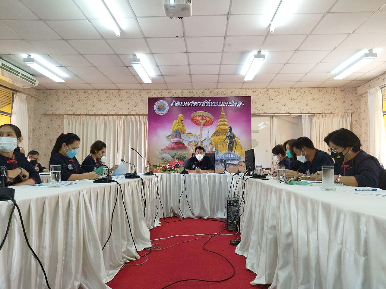 ข่าวราชการ, รัฐวิสาหกิจ - เร่ง ระดมความคิด เพื่อเดินหน้าพัฒนาฝีมือแรงงานจังหวัดลำพูน ให้มีคุณภาพ และได้มาตรฐานแรงงานสากล