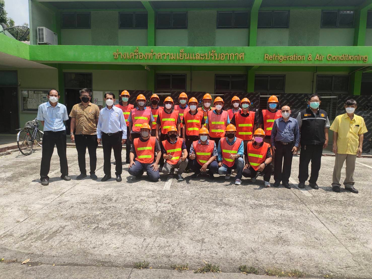 ข่าวราชการ, รัฐวิสาหกิจ - สพร. 14 ปทุมธานี การันตีฝีมือช่างแอร์ฯ มีคุณภาพ ได้มาตรฐาน รองรับการประกอบอาชีพอย่าง ถูกต้องตามกฏหมาย และมีความปลอดภัย