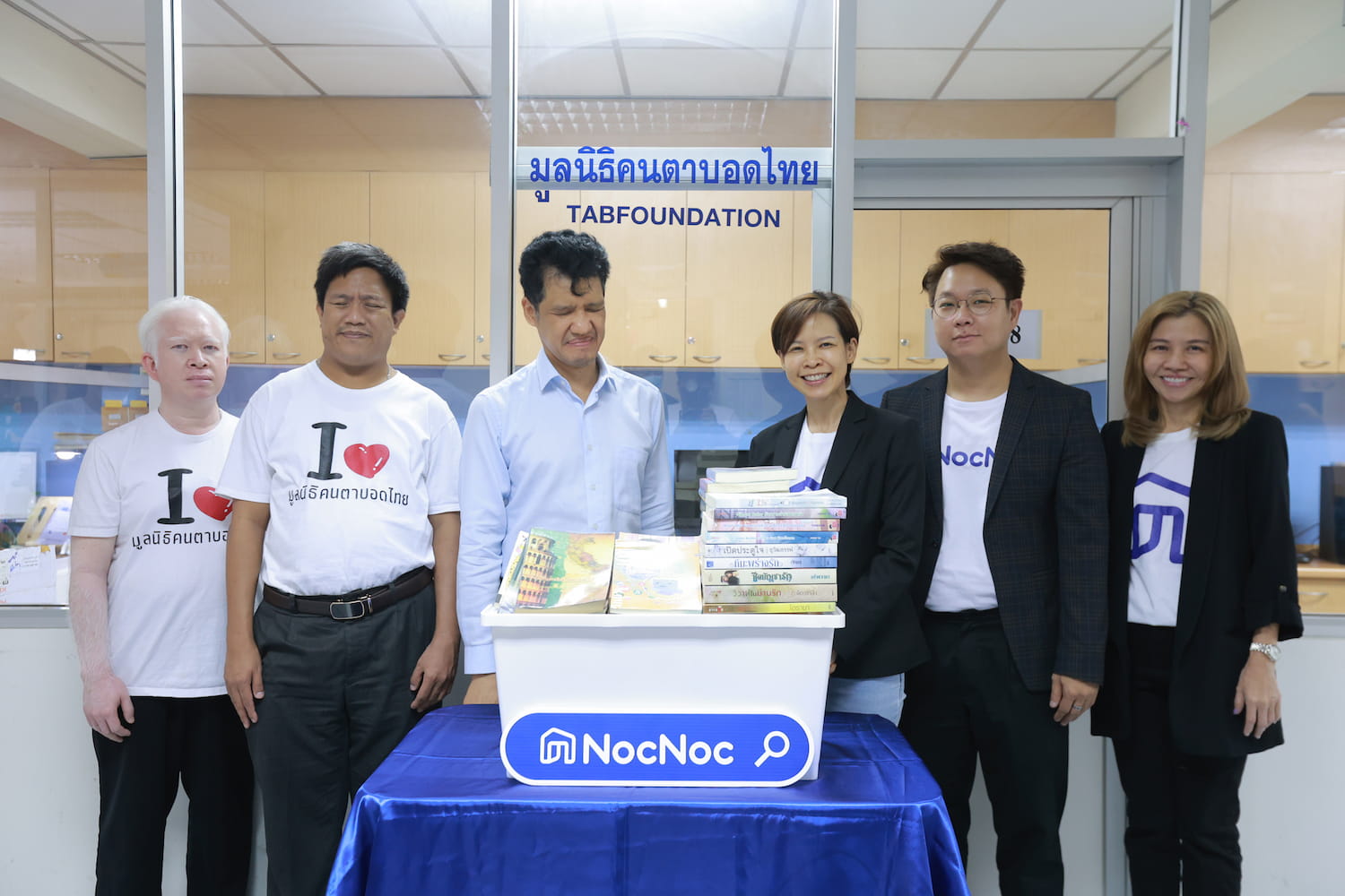 ข่าวธุรกิจ, สังคม - NocNoc แบ่งปันหนังสือเสียงให้คนตาบอดด้วยเทคโนโลยี Read for the Blind ผ่านแคมเปญ Being An Eye For You