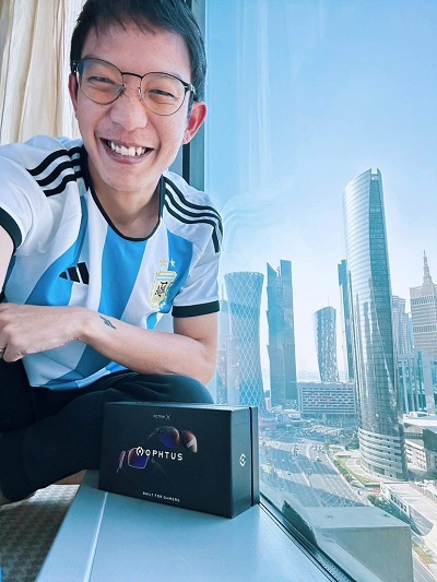 ข่าวกีฬา - OPHTUS888 แตกจริง! แคมเปญล้อเลียนเว็บสุดฮาจากแว่นเกมเมอร์ชื่อดัง 