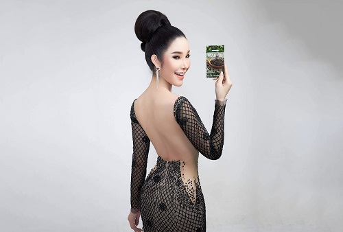 ข่าวบันเทิง -  ?หมวย โซฮอท? เปลือยแผ่นหลังร้อนฉ่า เผยหุ่นสุดแซ่บพรีเซ็นเตอร์มาริต้า