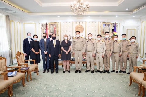 ข่าวราชการ, รัฐวิสาหกิจ - รองผู้แทนทางการค้าสหรัฐฯ ชื่นชม รัฐบาลไทย? ที่ดูแลผู้ใช้แรงงานช่วงโควิดเป็นอย่างดี