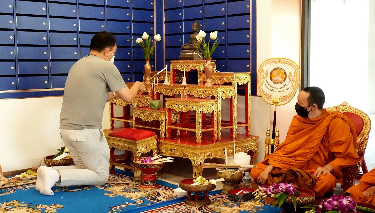 ข่าวบ้าน, คอนโด, อสังหาฯ - ไฮคอนโด ท่าศาลา ทำบุญสำนักงานขายเพื่อความเป็นสิริมงคล
