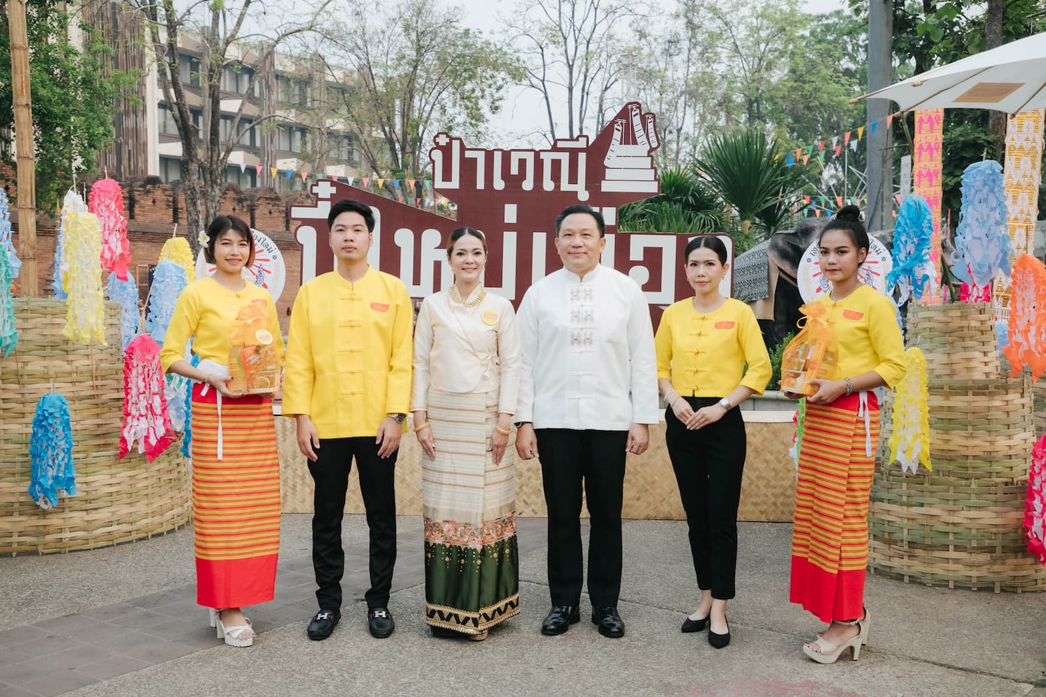 ข่าวศิลปะ, วัฒนธรรม - ไวไว ร่วม ตักบาตรปี๋ใหม่เมือง ตามฮีดฮอยชาวล้านนา ประจำปี ๒๕๖๖
