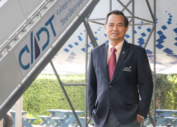 ข่าวประชาสัมพันธ์ - PR News คณบดี ?CADT DPU? คลายข้อข้องใจ ชี้ธุรกิจการบินเจ็บแค่ไหนก็ไปต่อได้ หลังทั่วโลกได้รับวัคซีนโควิด-19 