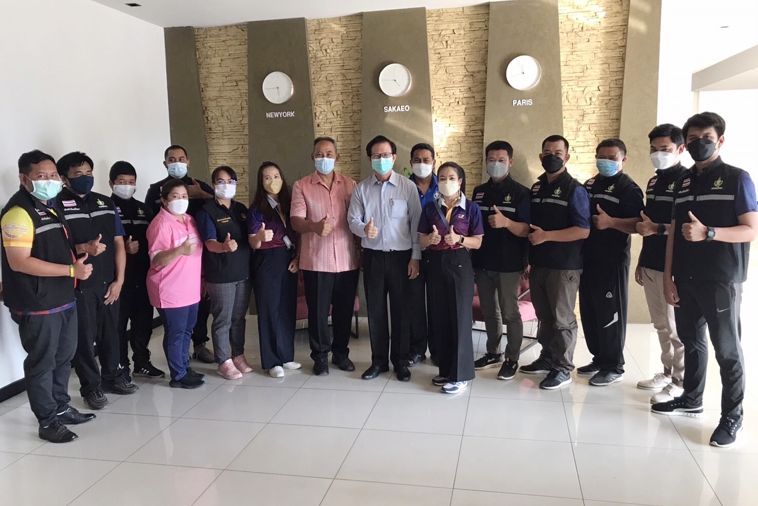 ข่าวราชการ, รัฐวิสาหกิจ - อธิบดีกรมพลศึกษา ให้โอวาทและกำลังใจแก่เจ้าหน้าที่พลศึกษา ในโอกาสที่ได้เดินทางมาราชการที่จังหวัดสระแก้ว