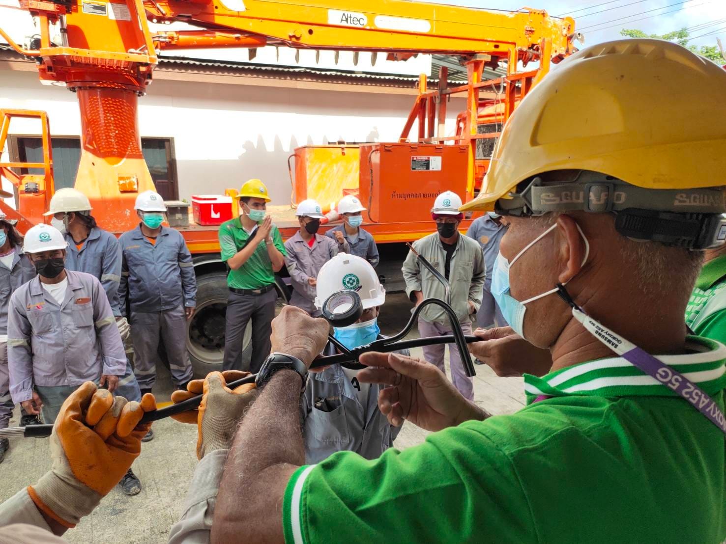 ข่าวราชการ, รัฐวิสาหกิจ - PEA ฝึกซ้อมสร้างความตระหนักด้านความปลอดภัย และทบทวนวิธีการปฏิบัติงานด้วยความปลอดภัย