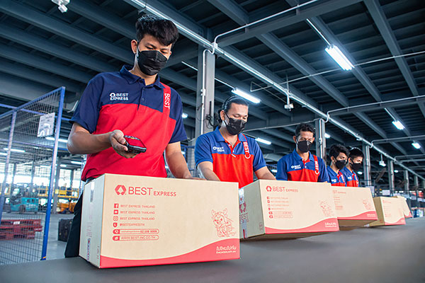 ข่าวขนส่ง - เปิดความสำเร็จลงทุนธุรกิจแฟรนไชส์ BEST Express พร้อมควบคุมการเติบโตธุรกิจด้วยตัวเอง