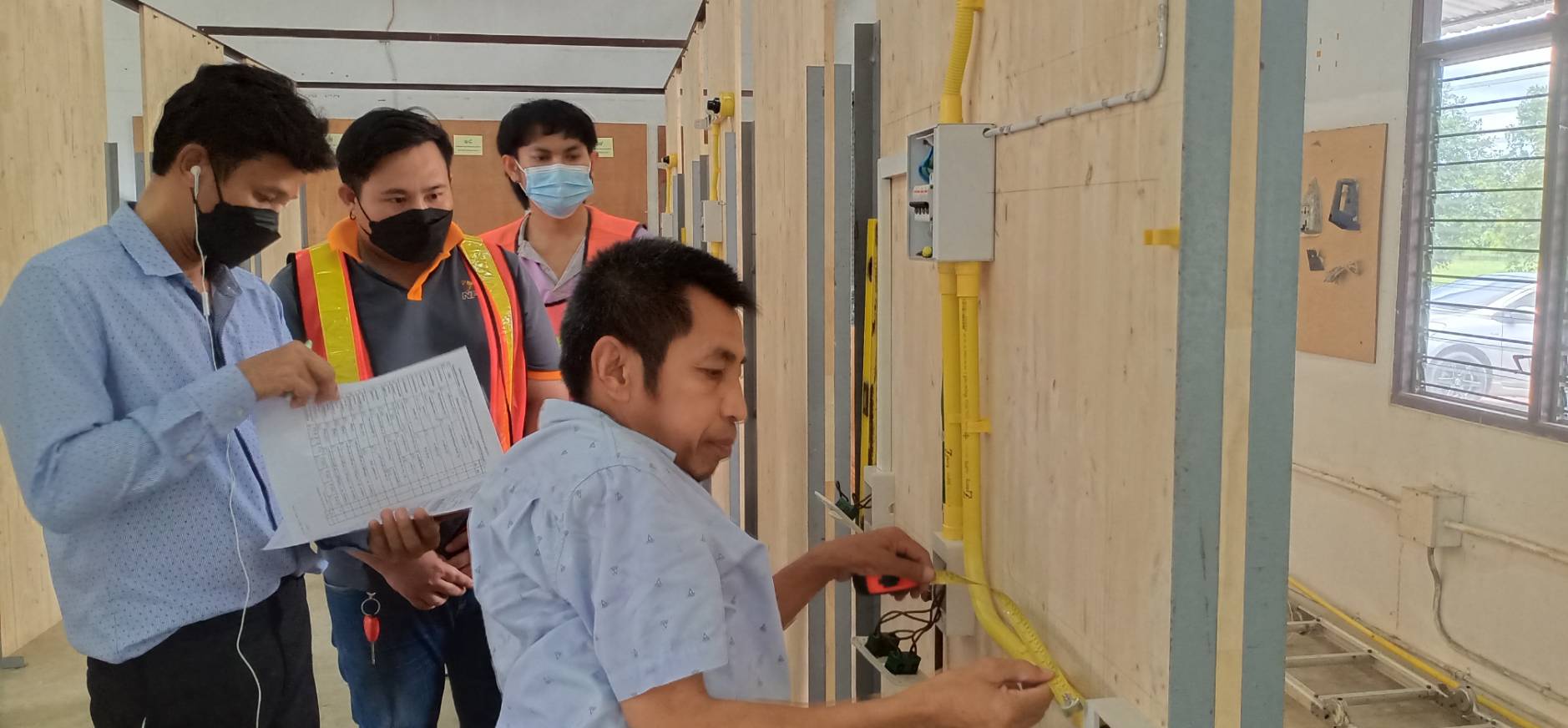 ข่าวราชการ, รัฐวิสาหกิจ - สนพ.กำแพงเพชร จัดทดสอบมาตรฐานฝีมือแรงงานแห่งชาติ สาขา ช่างไฟฟ้าภายในอาคาร ระดับ 1