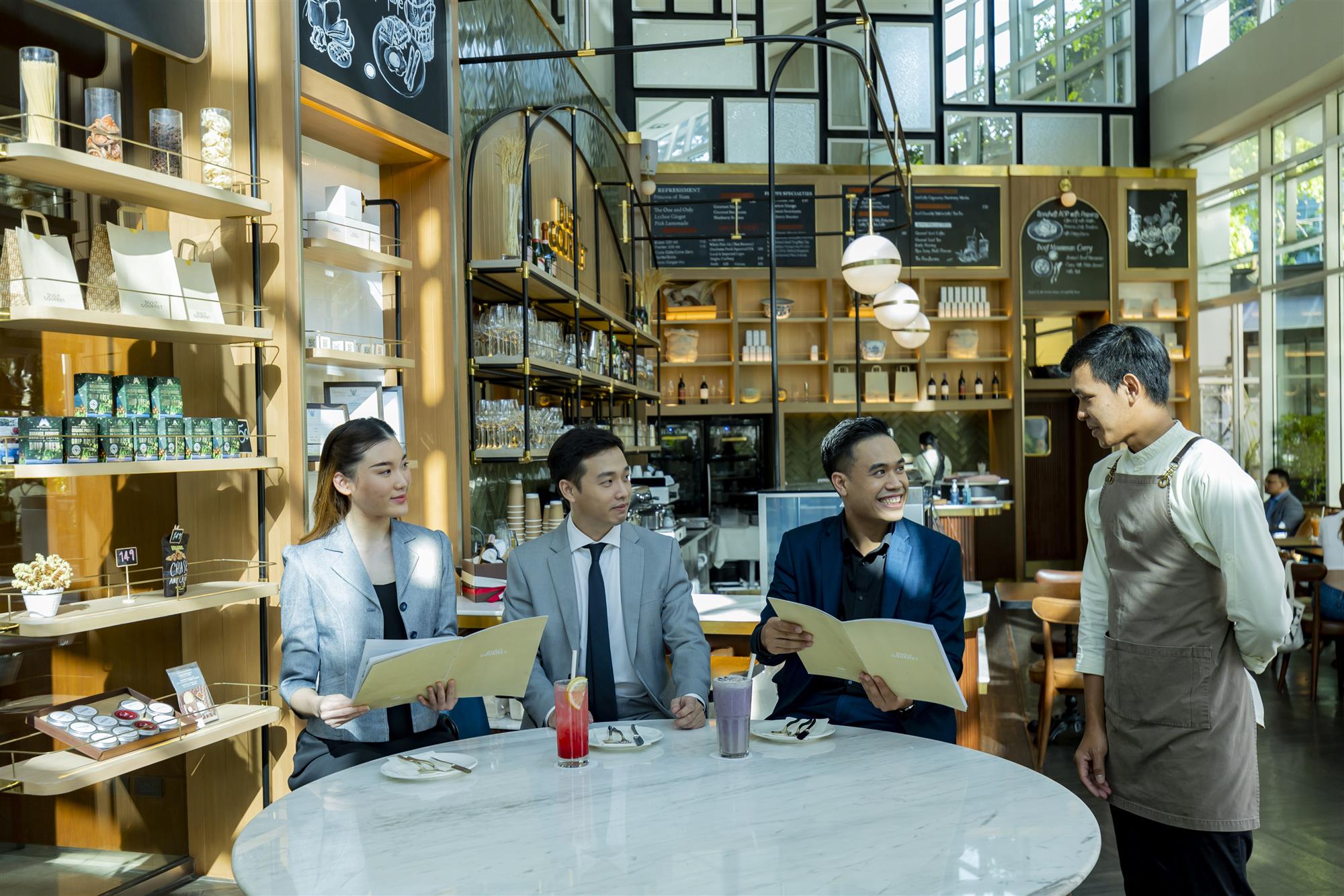 ข่าวการศึกษา - ป.โท MBA วิทยาลัยดุสิตธานี มุ่งเน้นการบริหารจัดการธุรกิจอาหาร (Gastronomy Business Management)   