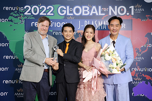 ข่าวความงาม - ที่ 1 ระดับโลกตัวจริง!! หมอไอซ์ และ Amara Clinic รับรางวัลยอดใช้ J Plasma นวัตกรรมกระชับสัดส่วนเยอะที่สุดในโลก