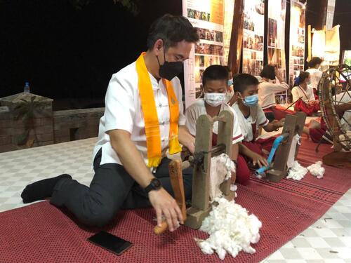 ข่าวศิลปะ, วัฒนธรรม - ม.พะเยา เปิดโรงฝ้ายหลวง วัดพระธาตุขิงแกง พัฒนางานวิจัย