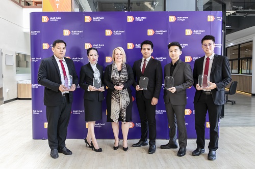 ข่าวการศึกษา - วิทยาลัยดุสิตธานีส่งเสริมคณาจารย์ คว้ารางวัลนักวิจัยรุ่นใหม่ เพื่อยกระดับและพัฒนาผลงานวิจัยในระดับ