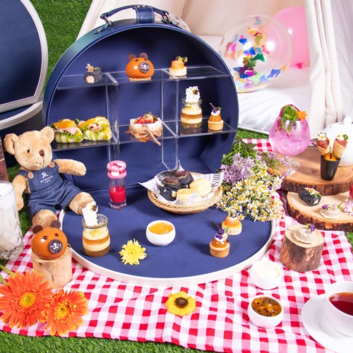 ข่าวอาหาร, เครื่องดื่ม - โรงแรม เดอะ เซนต์ รีจิส กรุงเทพฯ ฉลองวันปิกนิกสากล International Picnic Day ด้วยชุดน้ำชายามบ่าย Picnic with Little JJ เสิร์ฟตลอดเดือนมิถุนายนและกรกฎาคมนี้