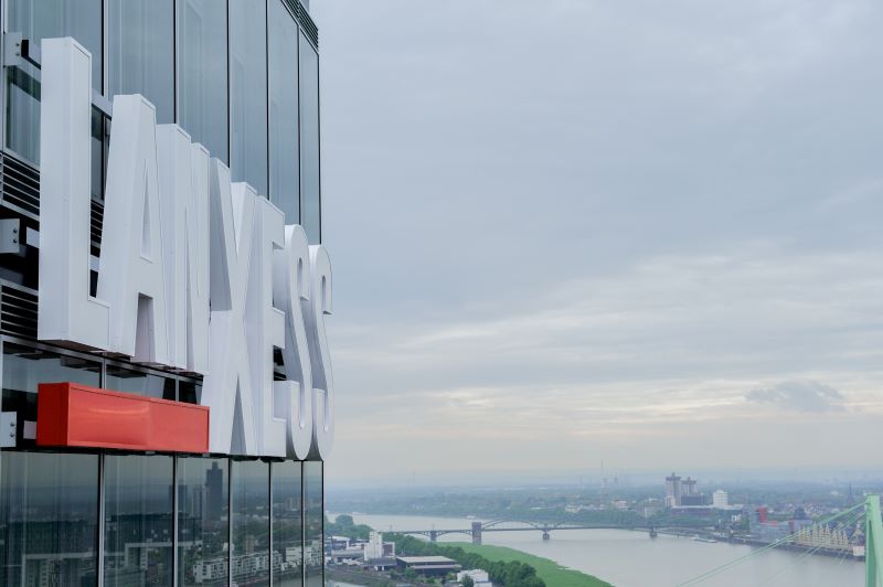 ข่าวธุรกิจ, สังคม - แลนเซสส์ (LANXESS) ประกาศผลกำไรของไตรมาสสี่ปี 2020 สูงกว่าการคาดการณ์ของตลาด