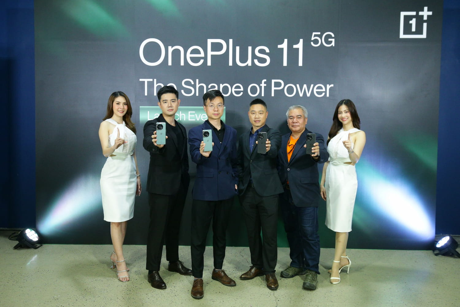 ข่าวโทรศัพท์มือถือ - OnePlus ประเทศไทย เปิดตัว 2 ผลิตภัณฑ์เรือธง OnePlus 11 5G สมาร์ทโฟนเรือธงสุดล้ำยุค มาพร้อมหูฟัง OnePlus Bus Pro 2