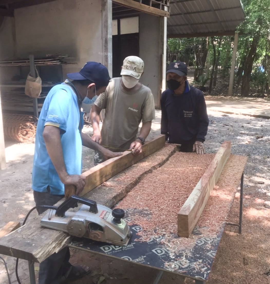 ข่าวราชการ, รัฐวิสาหกิจ - สนพ.สกลนคร ฝึกอบรมหลักสูตรการทำเก้าอี้ (Chair Building) 