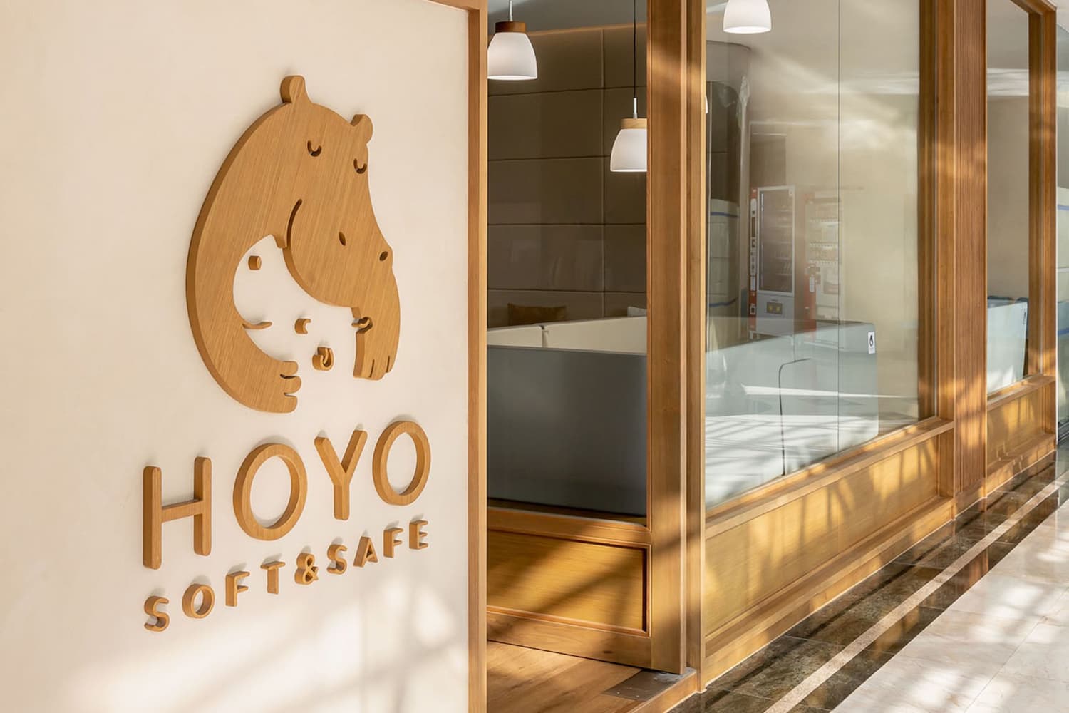 ข่าวประชาสัมพันธ์ - PR News ถอดความสำเร็จ HOYO คอกกั้นเด็กจากแพชชันคุณแม่ เติบโตก้าวกระโดดในตลาดพรีเมียม สู่การรุกตลาด B2B เต็มตัว