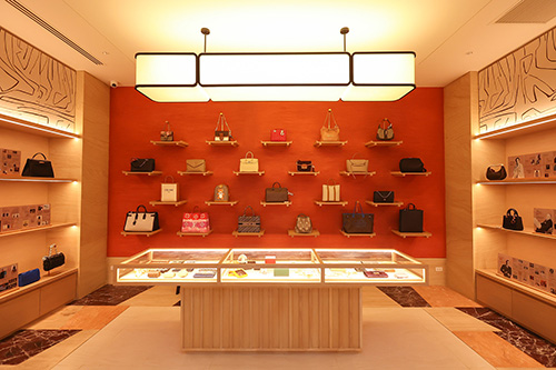 ข่าวแฟชั่น - Must Have!! แบรนด์เนมใบแรก ของแท้มีคุณภาพ ราคาดี ต้องที่ KANEKOJI ร้านแบรนด์เนมมือสอง อันดับ 1 ใจกลางย่านสุขุมวิท