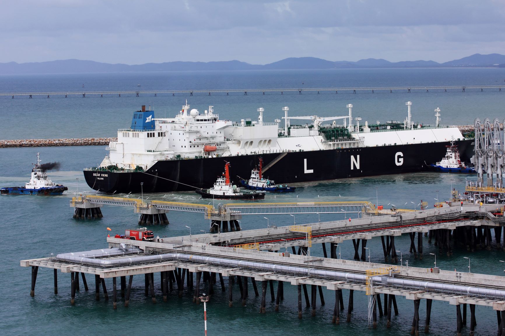 ข่าวธุรกิจ, สังคม - ปตท. พยุงราคาก๊าซฯ ในประเทศด้วยสัญญา LNG ระยะยาว แม้สถานการณ์ราคา Spot LNG ในตลาดโลกอยู่ในระดับสูงมาก