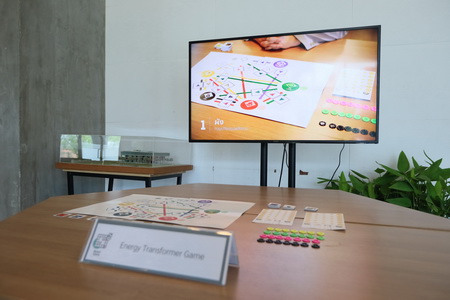 ข่าวการศึกษา - กองทุนพัฒนาไฟฟ้า มาตรา 97(5) หนุน มธ. ปลุกพลังครู ม.ปลาย ร่วมพัฒนาสื่อการเรียนรู้พลังงานสะอาด