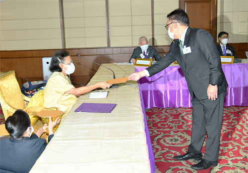 ข่าวสุขภาพ - เฮอร์บาไลฟ์ นิวทริชั่น ประเทศไทย เข้ารับพระราชทานเข็มที่ระลึกจากกรมสมเด็จพระเทพฯ ในฐานะผู้มีอุปการะคุณช่วยเหลือมูลนิธิหัวใจฯ อย่างต่อเนื่อง