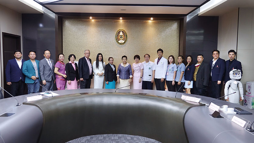 ข่าวประชาสัมพันธ์ - PR News มรภ.สวนสุนันทาส่งมอบหุ่นยนต์สวัสดีพยาบาล ให้โรงพยาบาลสังกัดกระทรวงสาธารณสุข