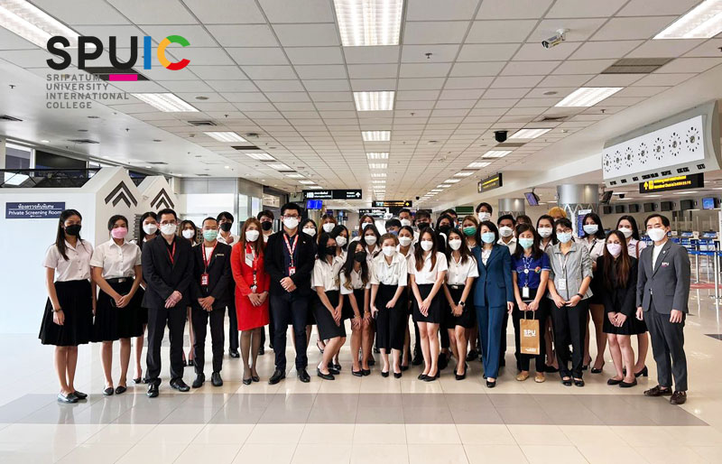 ข่าวการศึกษา - เรียนกับตัวจริง ประสบการณ์ จริง Love at First Flight?SPUIAB in Chiangmai